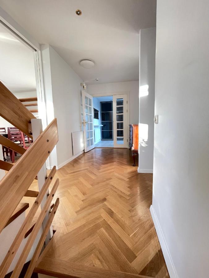 Big Villa Centrally Located In Reikiavik Exterior foto